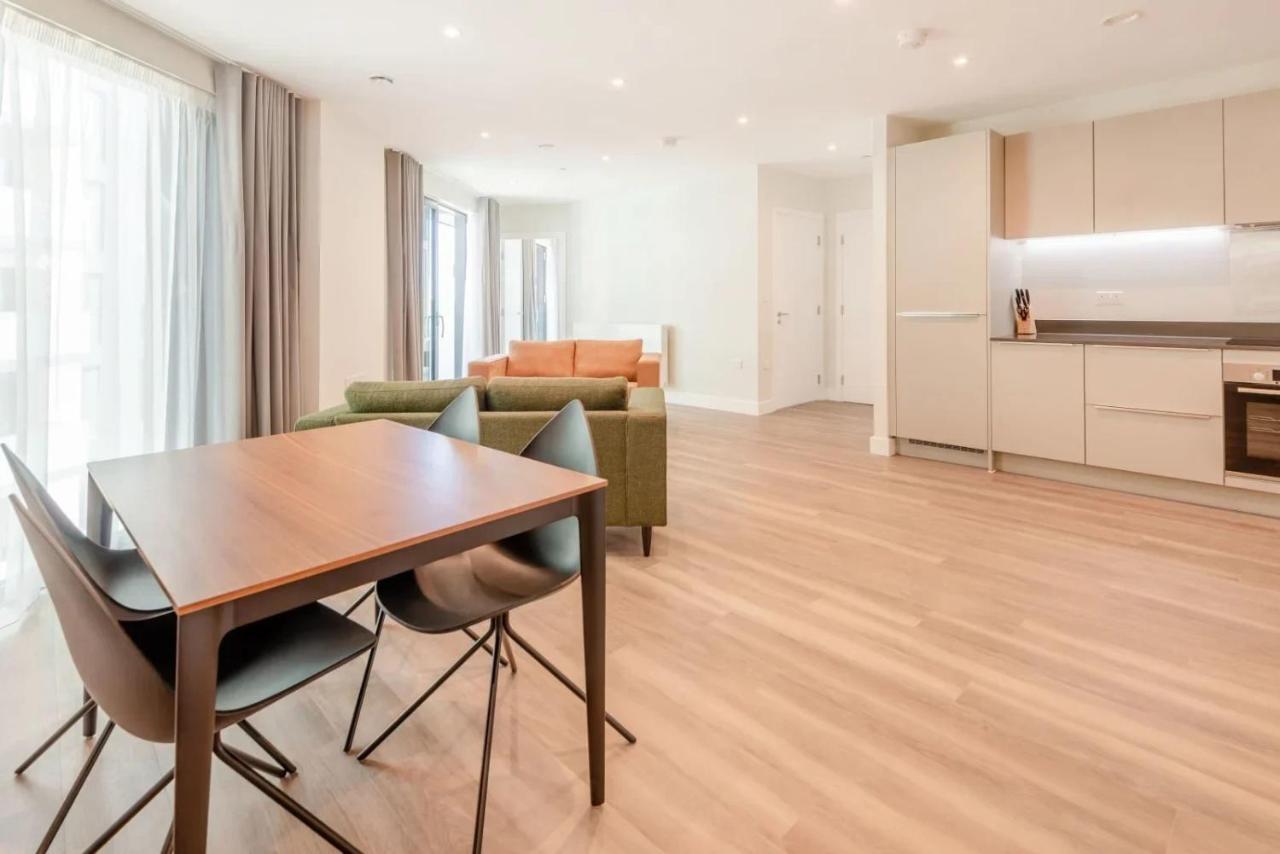 Modern Apartments In Brentford 2 Minutes Walk From Kew Bridge 外观 照片